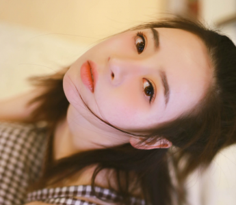 ​描述秋风微凉的句子 秋天到了的句子