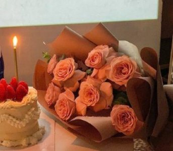 ​简洁的抖音最火的伤感句子摘录48条