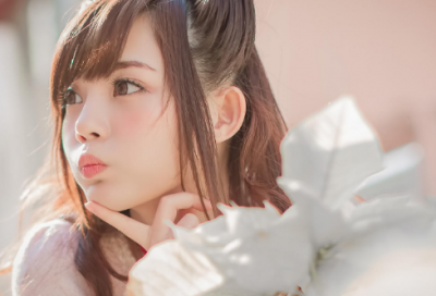 ​关于四月你好的说说心情短语