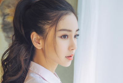 ​微信网名女生简单气质（两字网名女生简单气质500个）
